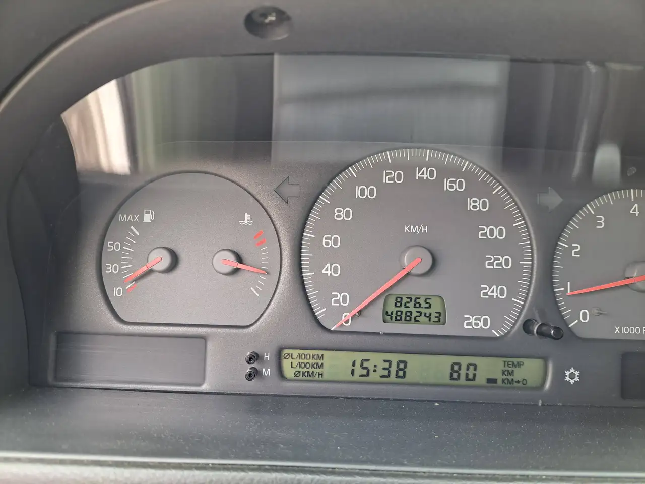 Volvo V70 2.4 Comfort Europa, foto 8