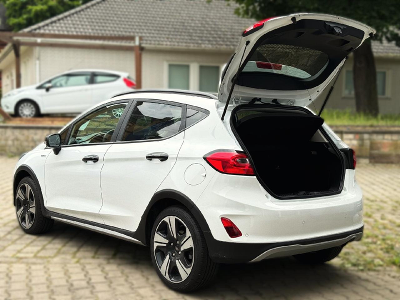Ford Fiesta Active — photo 5