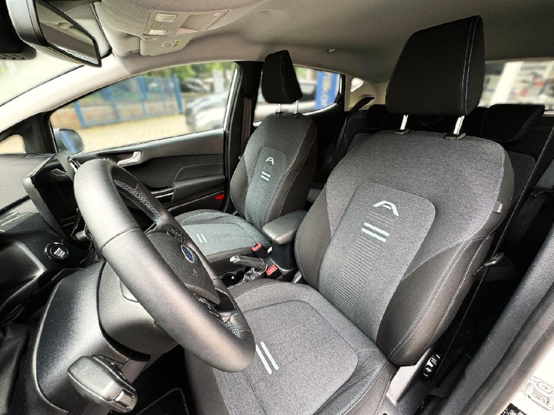 Ford Fiesta Active — photo 14