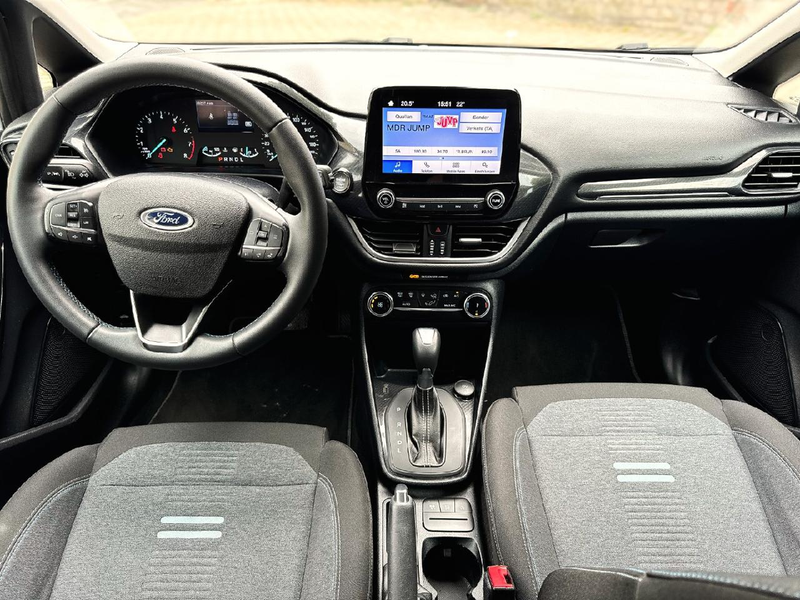 Ford Fiesta Active — photo 15