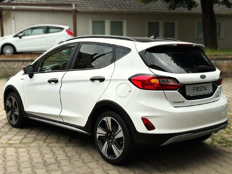 Ford Fiesta Active — photo 4