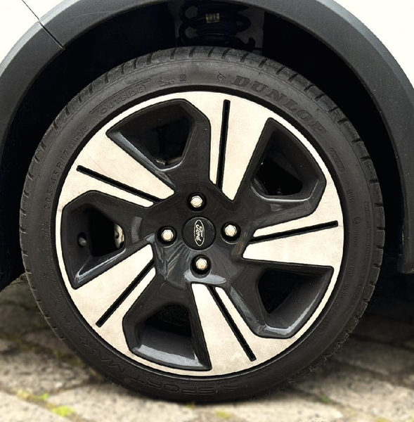 Ford Fiesta Active — photo 10