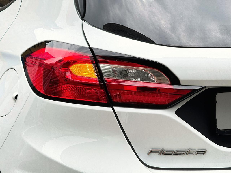 Ford Fiesta Active — photo 8