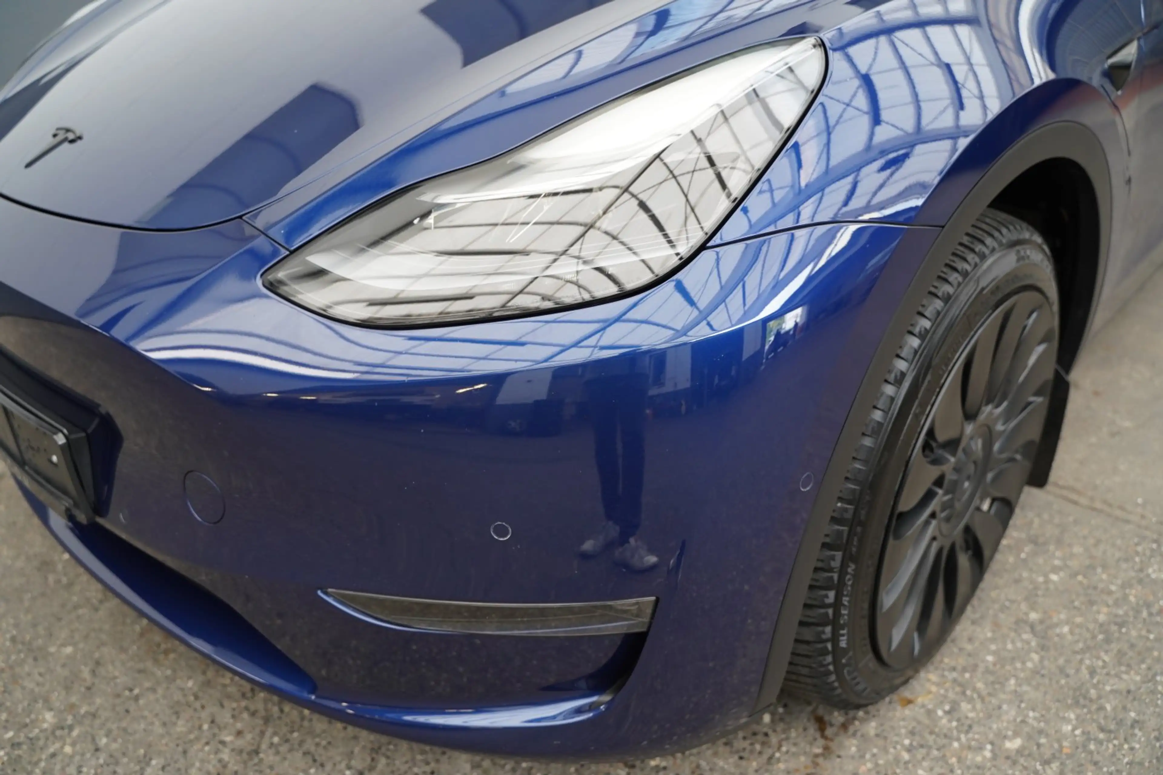 Tesla Model Y Long Range AWD *1.Hand* — photo 15
