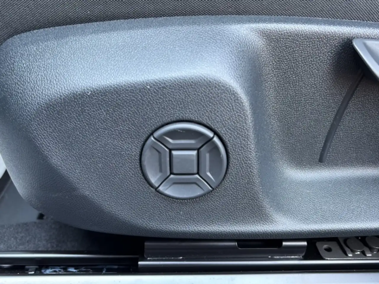 Volkswagen T-Roc 2026 — фото 13