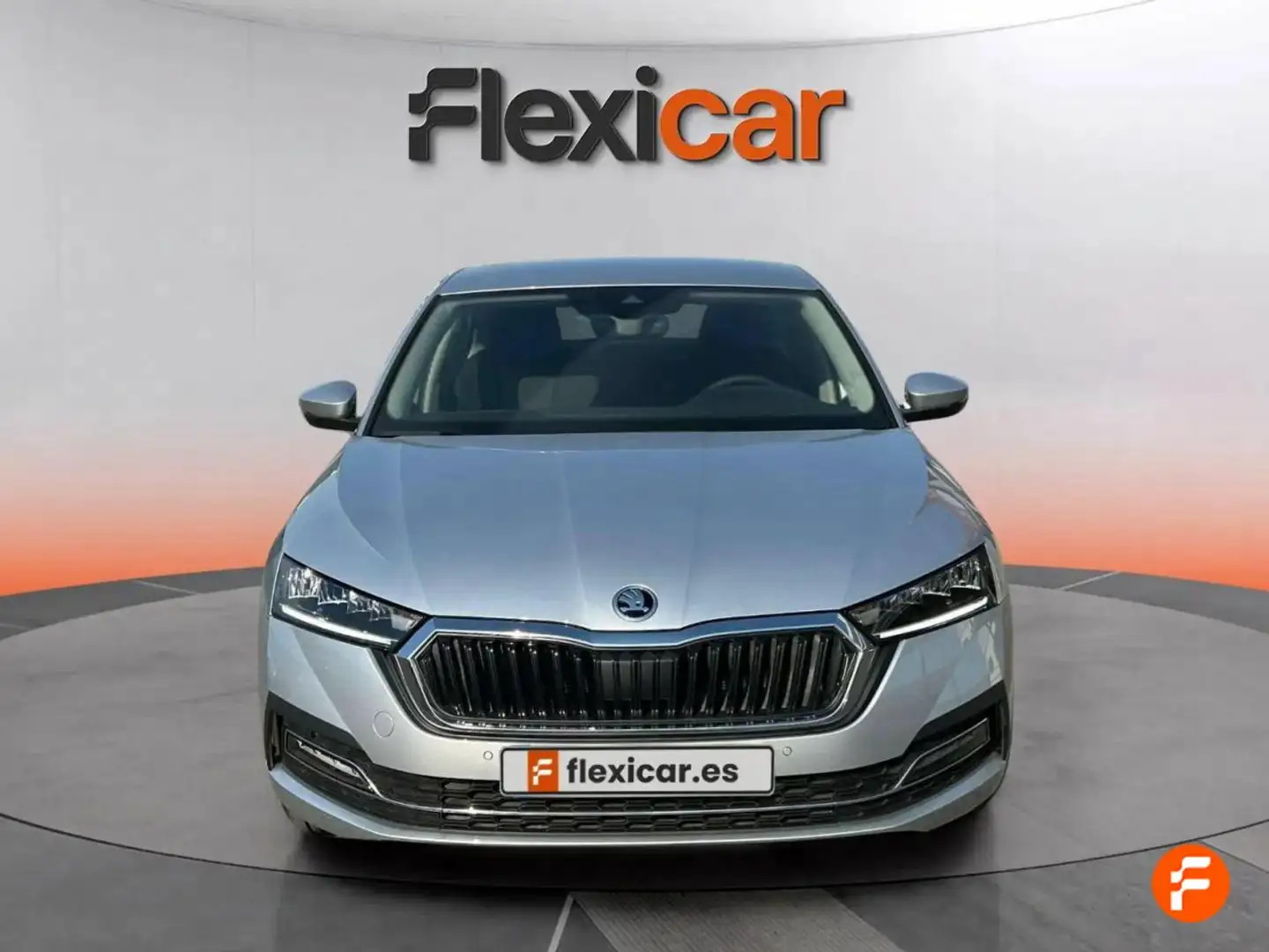 Skoda Octavia 1.5 TSI 110kW (150CV) m-HEV DSG Design Gris - 2