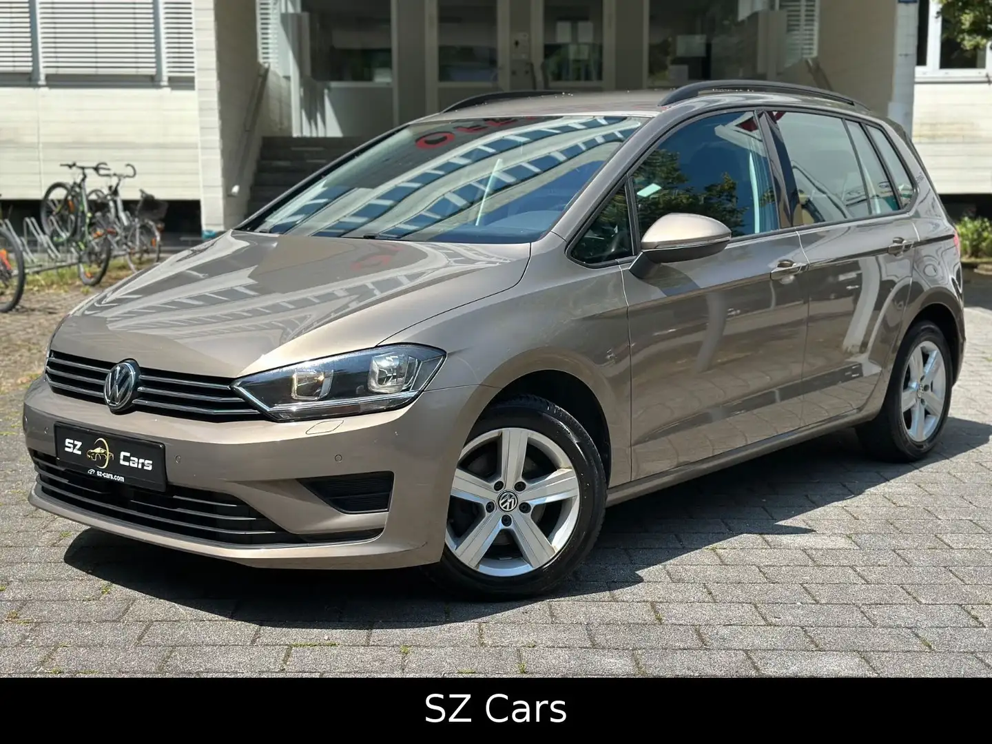 Volkswagen Golf Sportsvan VII Comfortline*1.Hand*DSG*PDC Gold - 1