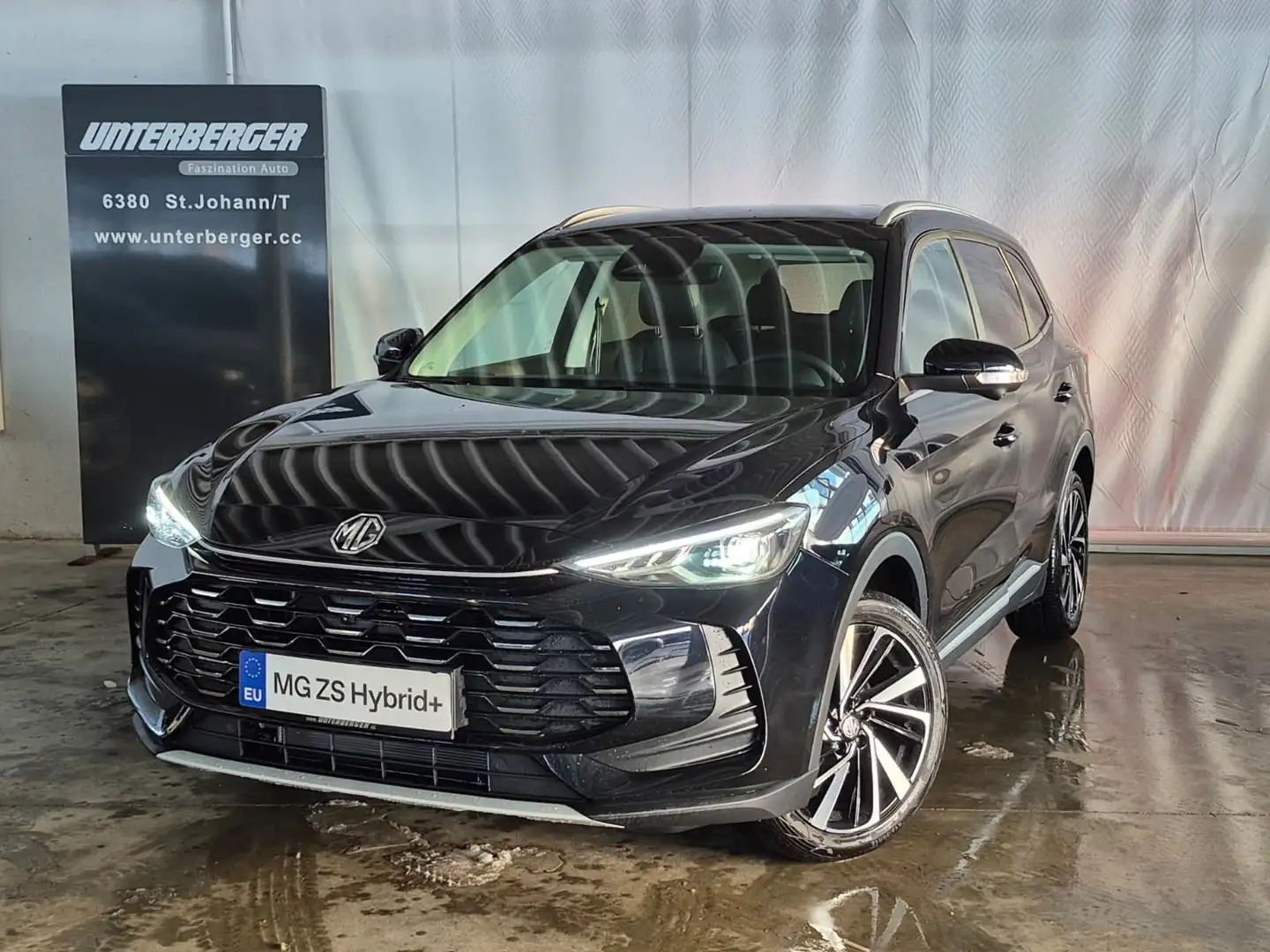 MG ZS Hybrid+ Luxury - 1