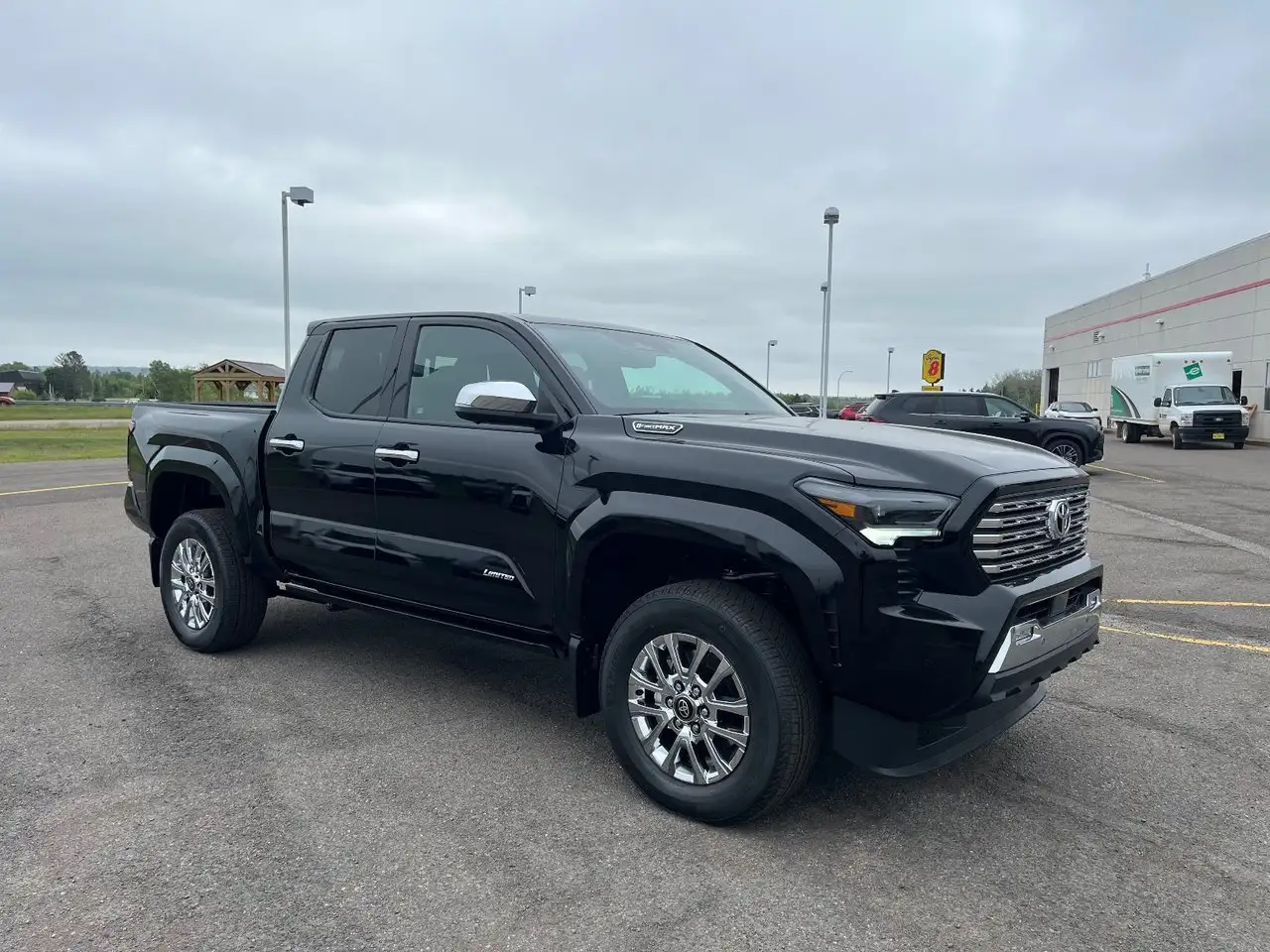 Toyota Tacoma снимка Toyota Tacoma