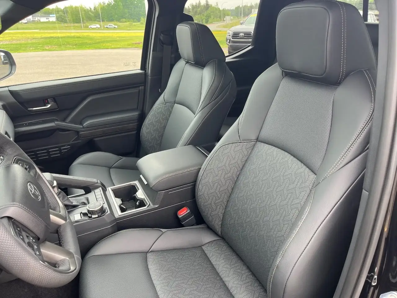 Toyota Tacoma снимка Toyota Tacoma