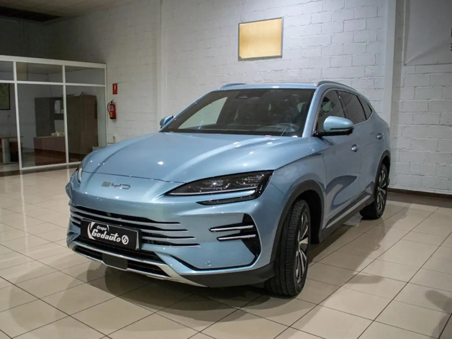BYD Seal U 1.5 DM-I COMFORT 5P - 1