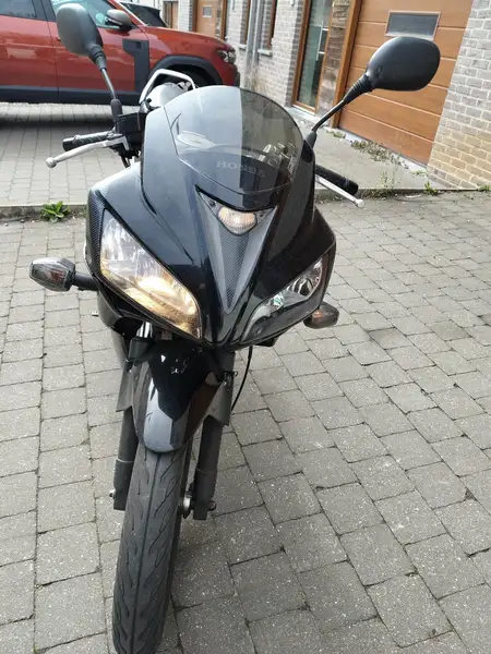 Honda CBR 125 - foto 5