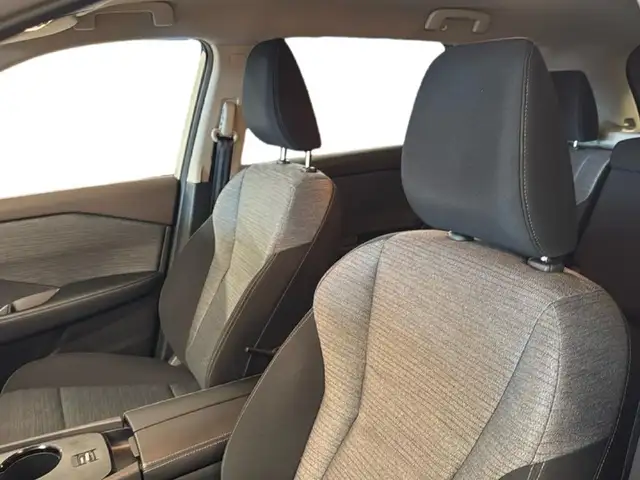 Nissan X-Trail view 13