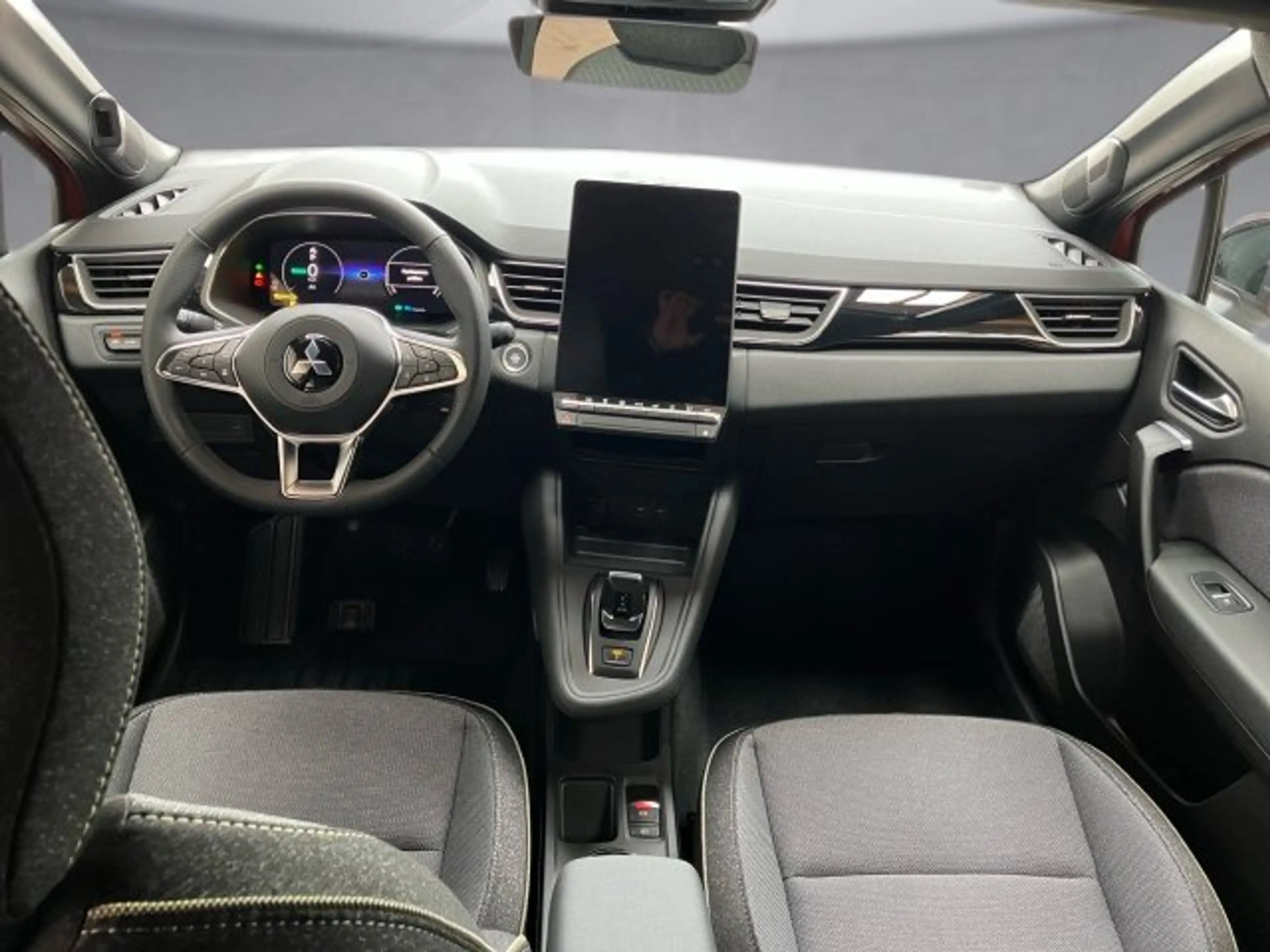 Mitsubishi Grandis 1,8 HEV Intense S+C+T 26,5 — photo 9