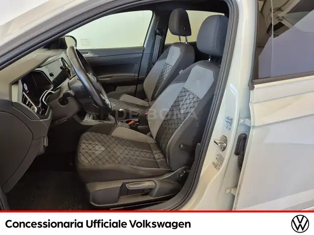 Volkswagen Taigo view 8