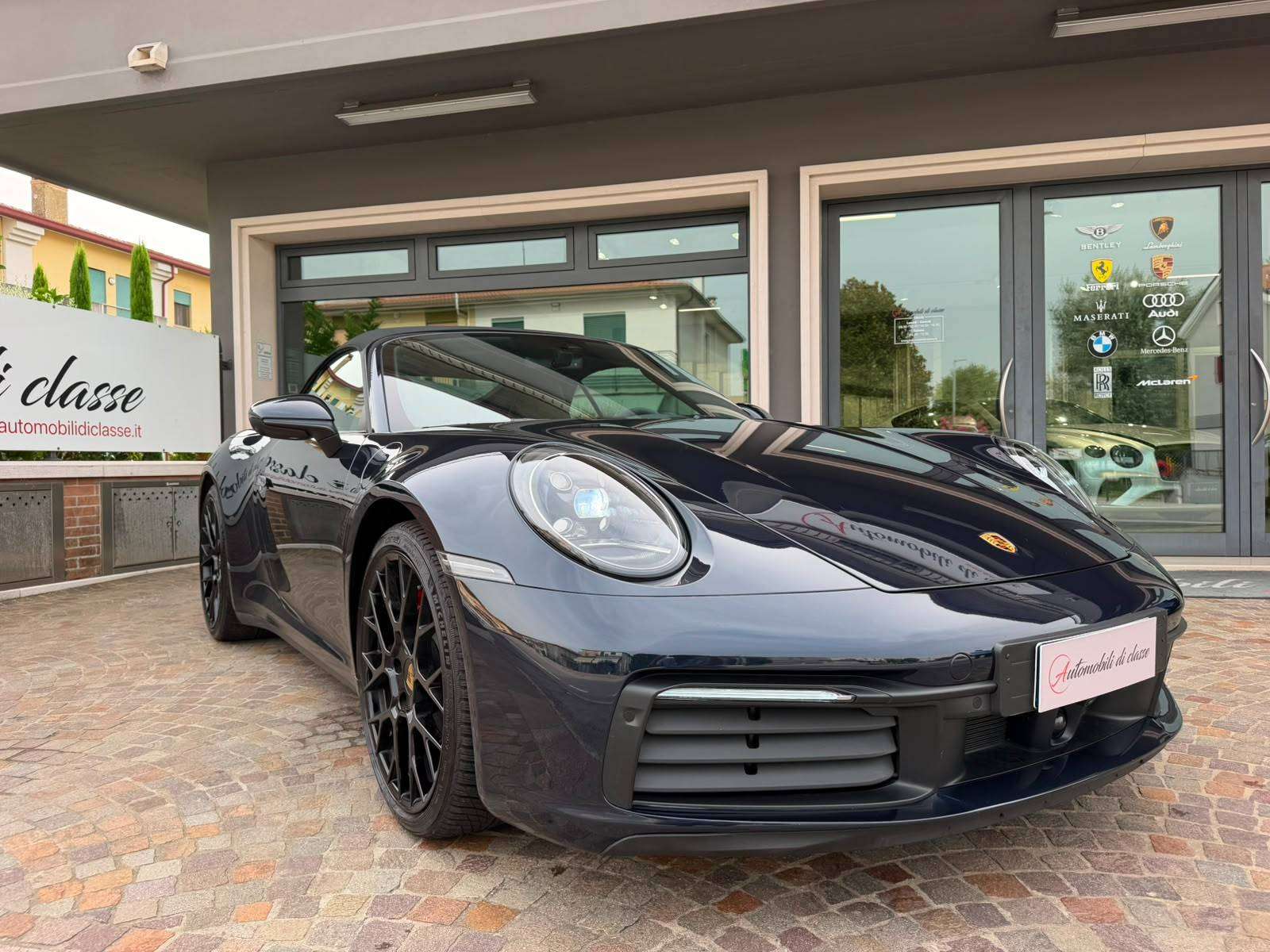 Porsche 992