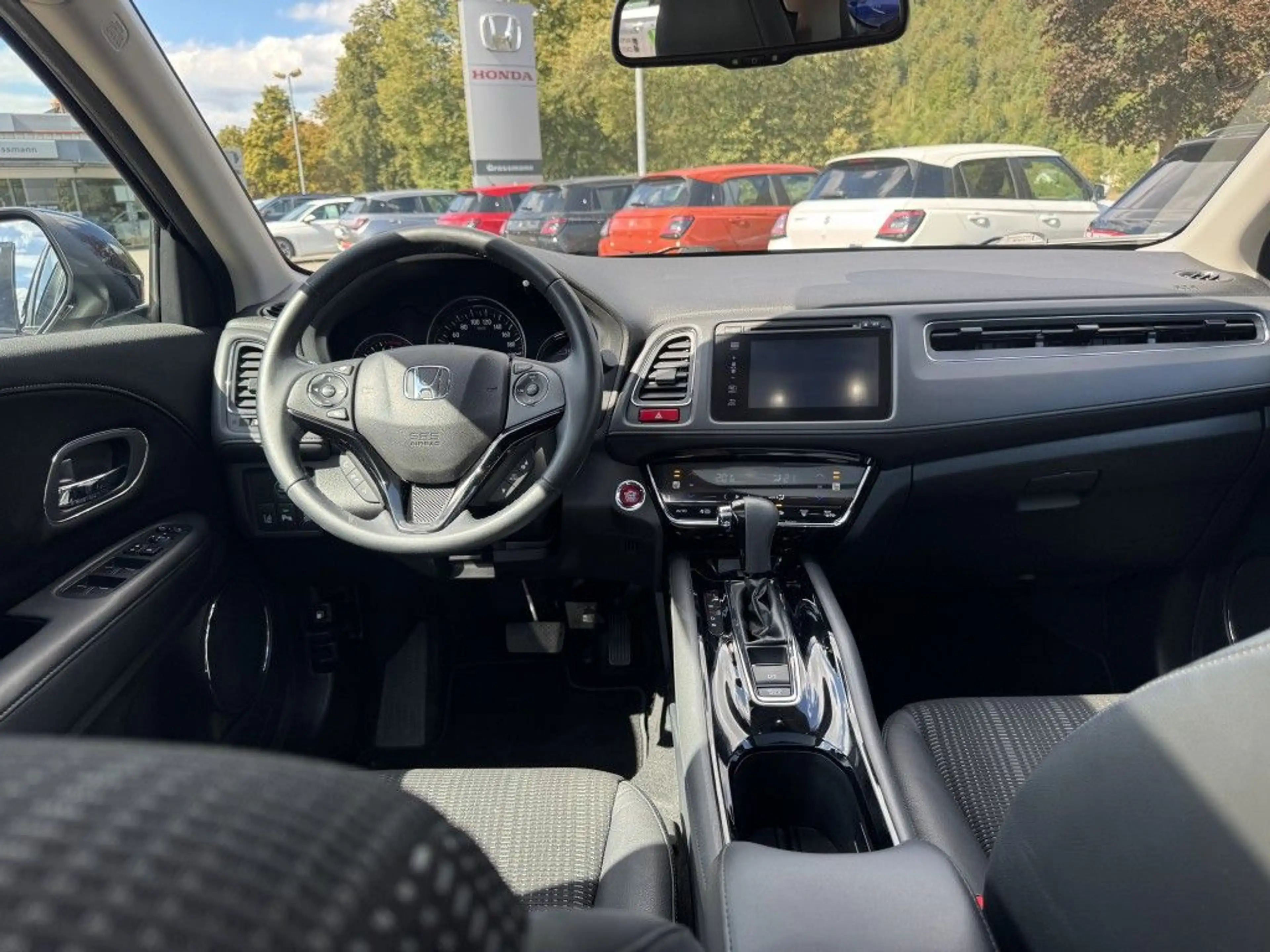 Honda HR-V 1.5 i-VTEC CVT Executive — photo 14