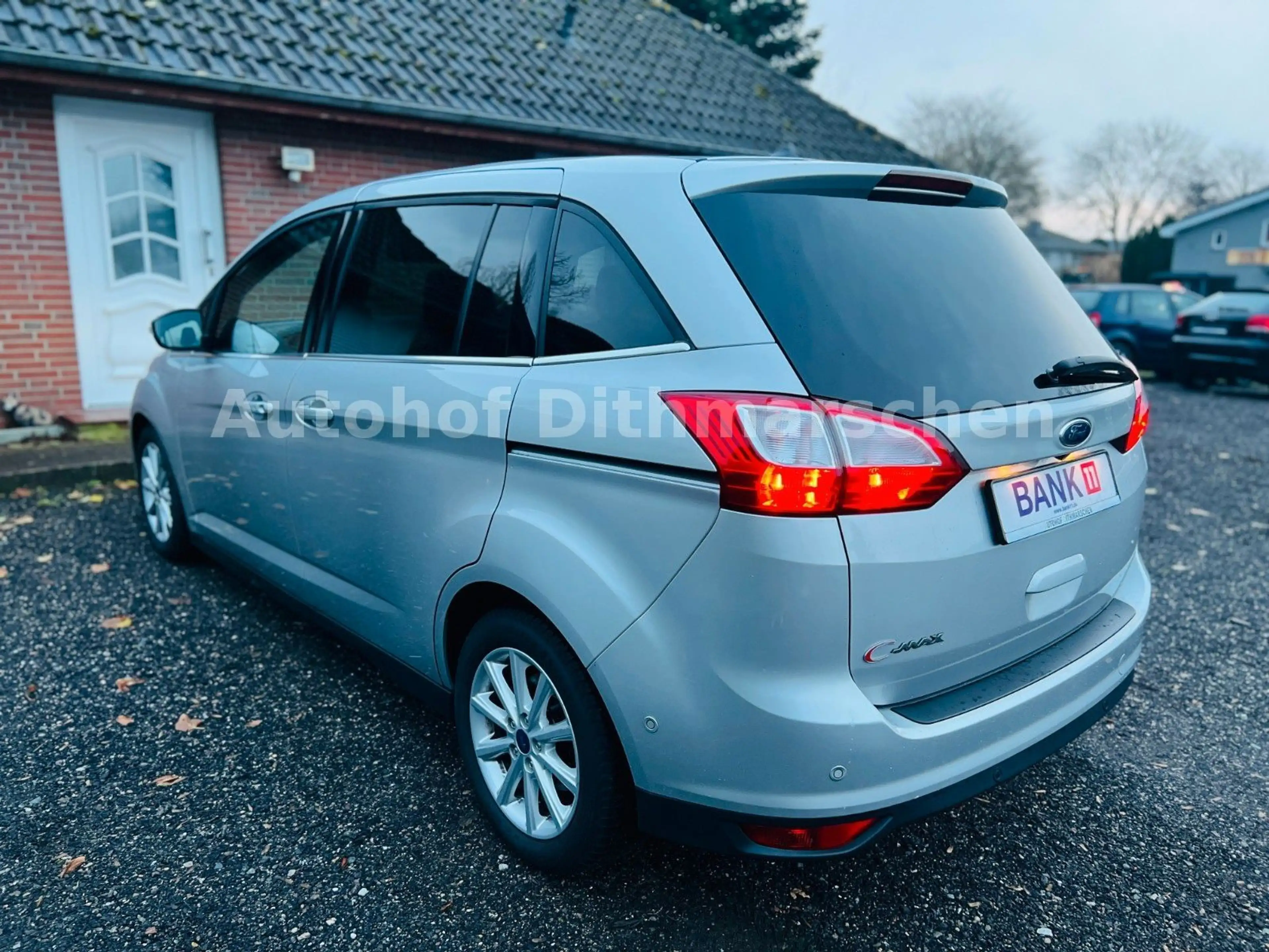 Ford Grand C-Max /Titanium/Automatik/Klima/Zahnriemen — photo 14