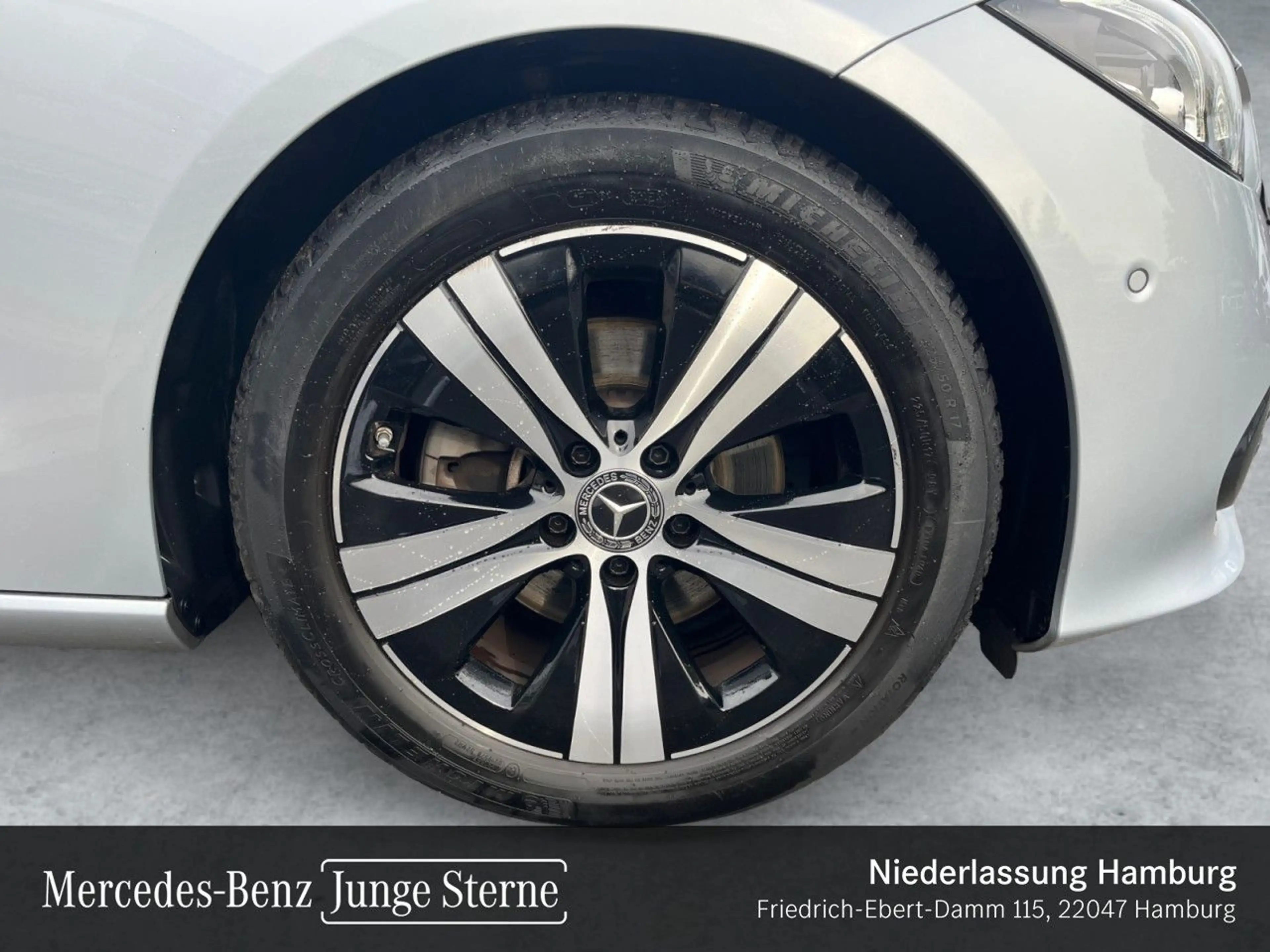 Mercedes-Benz C 180 AVANTG+360+LED+KEYLESS+9G — photo 3