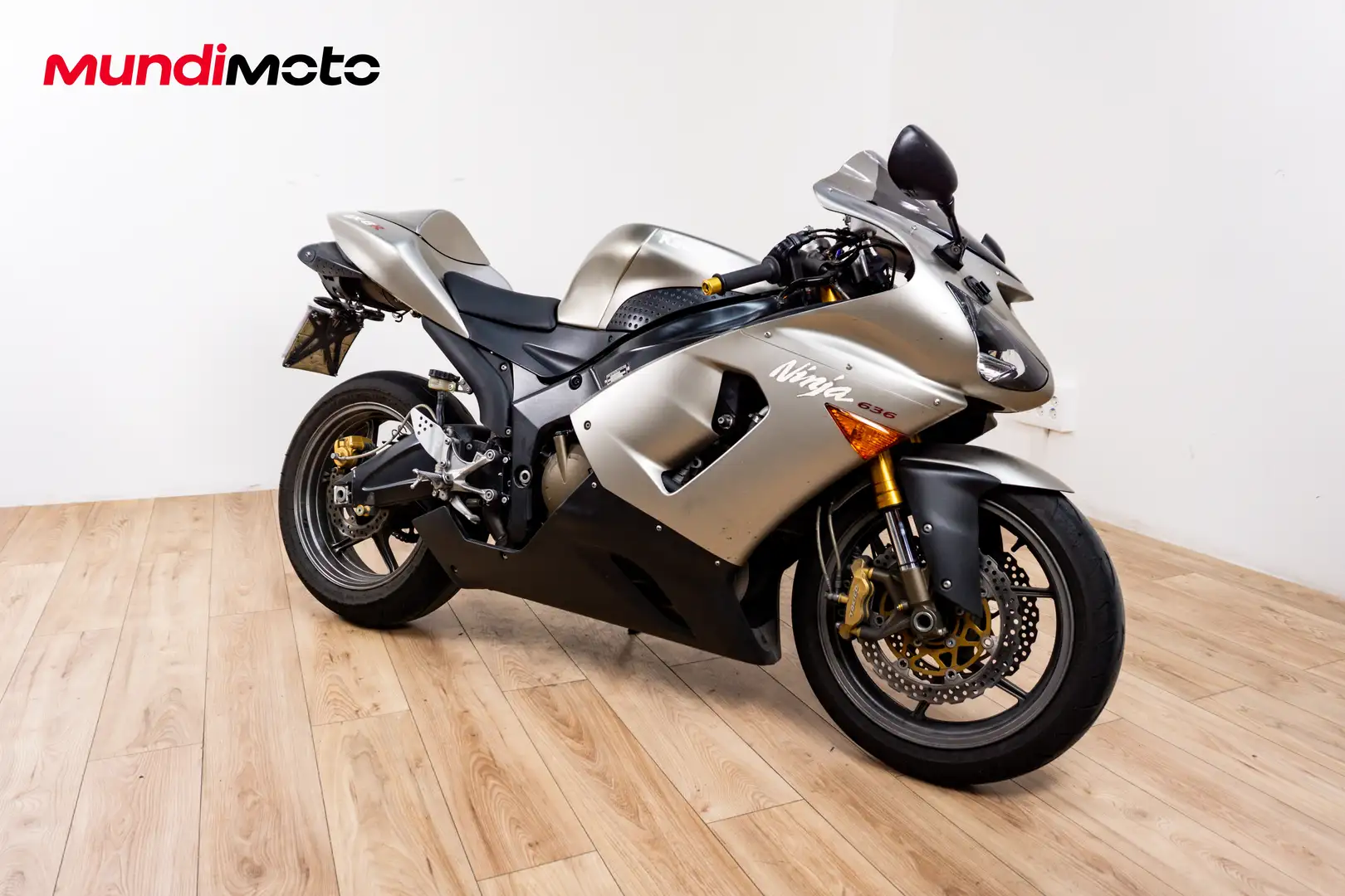 Kawasaki Ninja ZX-6R - 2
