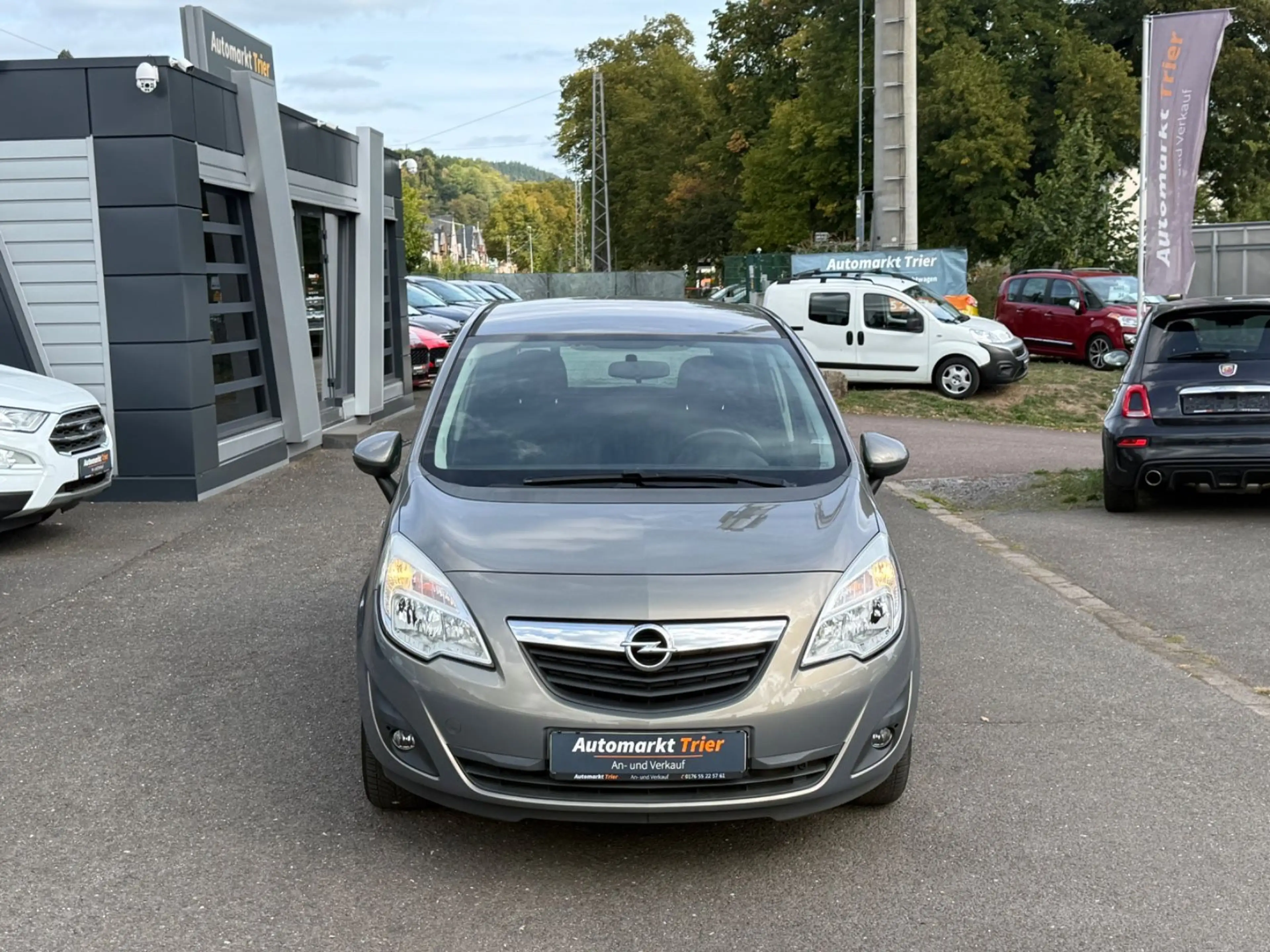 Opel Meriva B Design Edition! TÜV NEU! Scheckheft! — photo 8