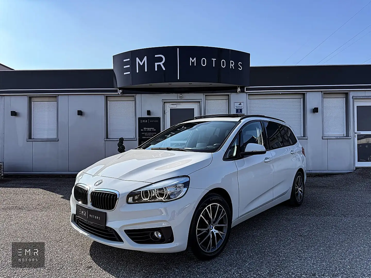 BMW 218 d xDrive Gran Tourer Sport Line Aut. PANORAMA, ... Weiß - 1