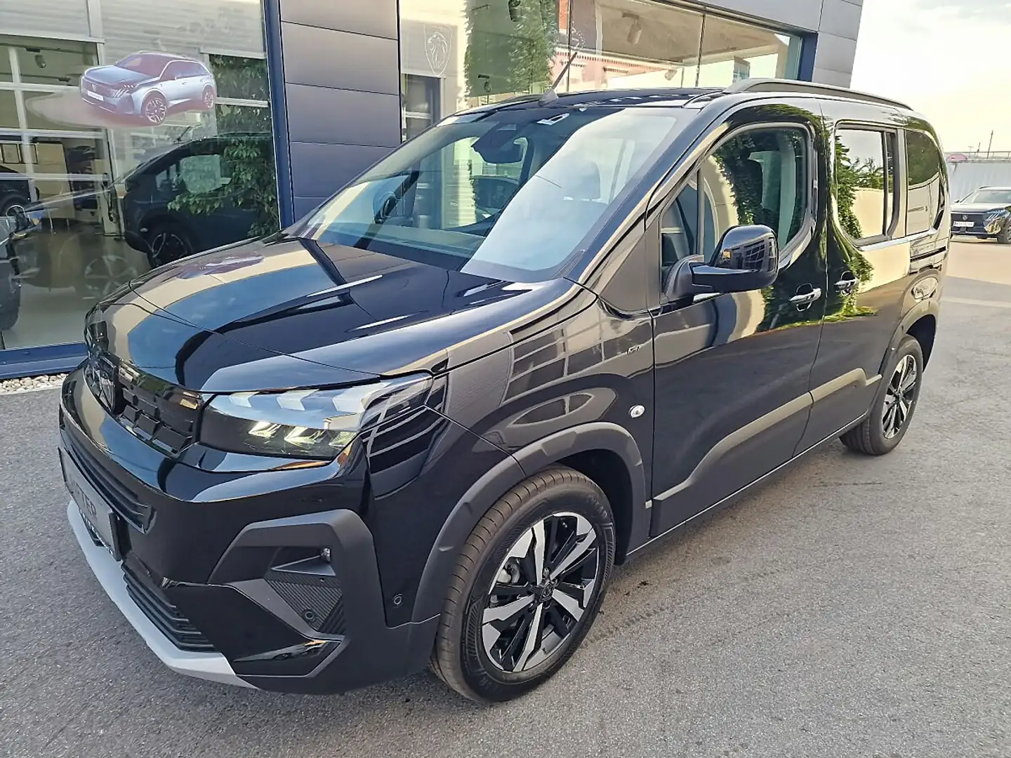 Peugeot Rifter Standard Diesel 130 GT EAT8 "sofort verfügbar" Schwarz - 1