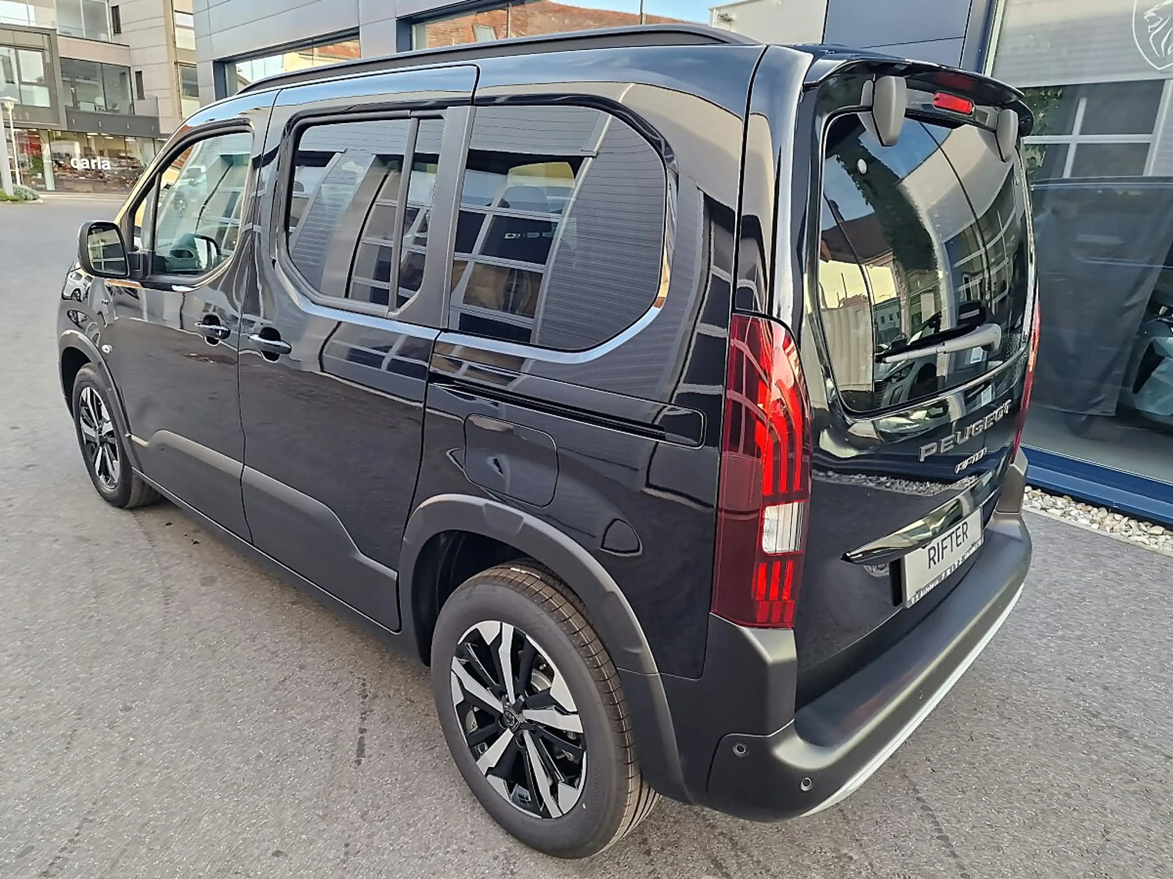Peugeot Rifter Standard Diesel 130 GT EAT8 "sofort verfügbar" — photo 8