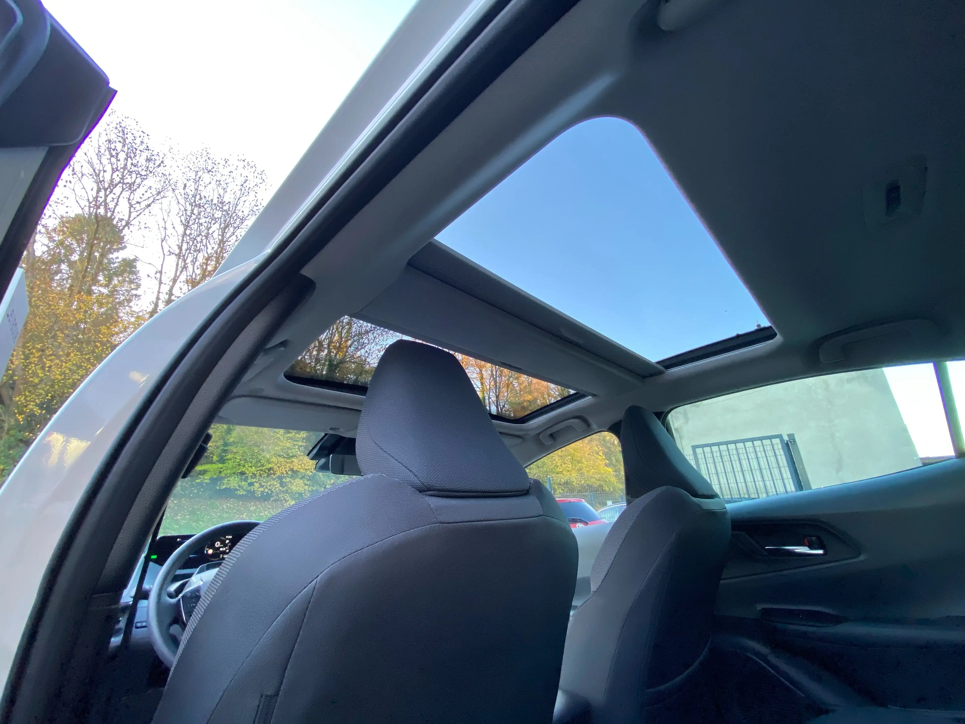 Toyota Prius Prius PHEV 2.0i Premium Plus CVT — photo 10