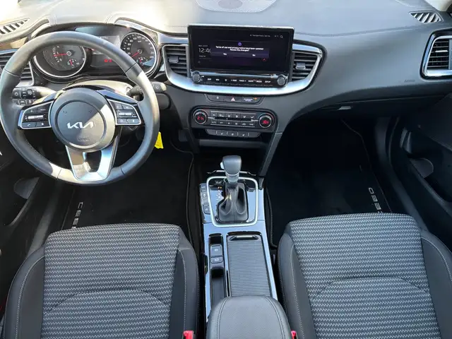 Kia Ceed view 9