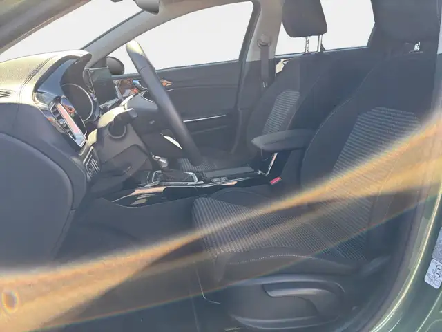 Kia Ceed view 8