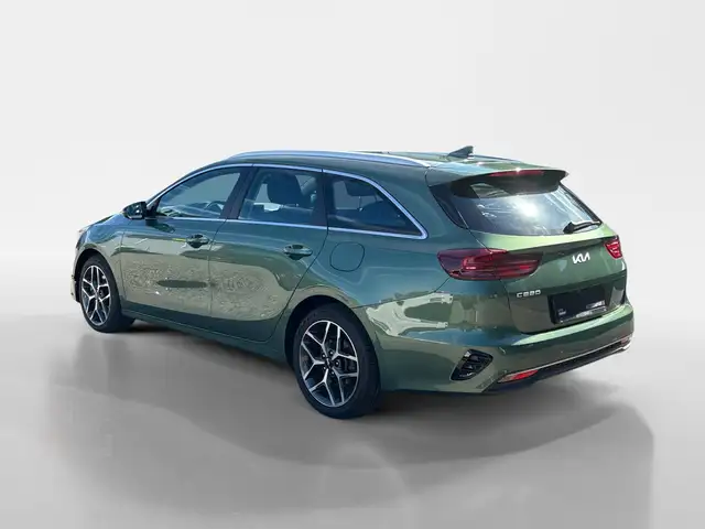 Kia Ceed view 4