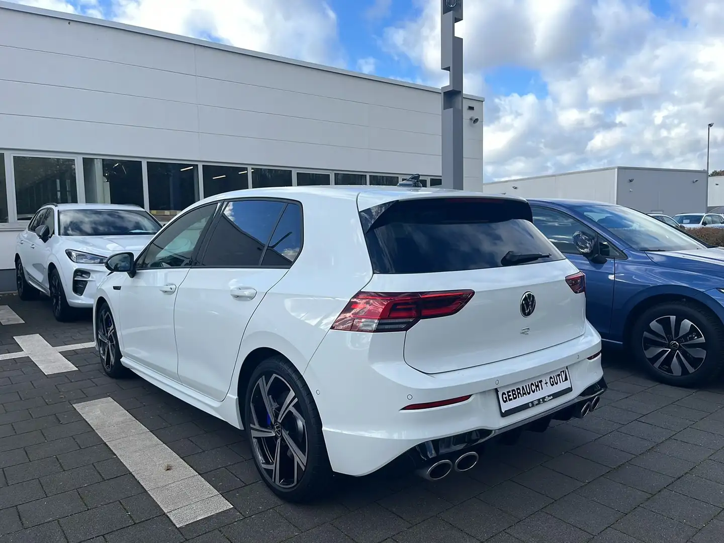Volkswagen Golf R 2.0 TSI 4Motion Harman Kardon Kamera Weiß - 2