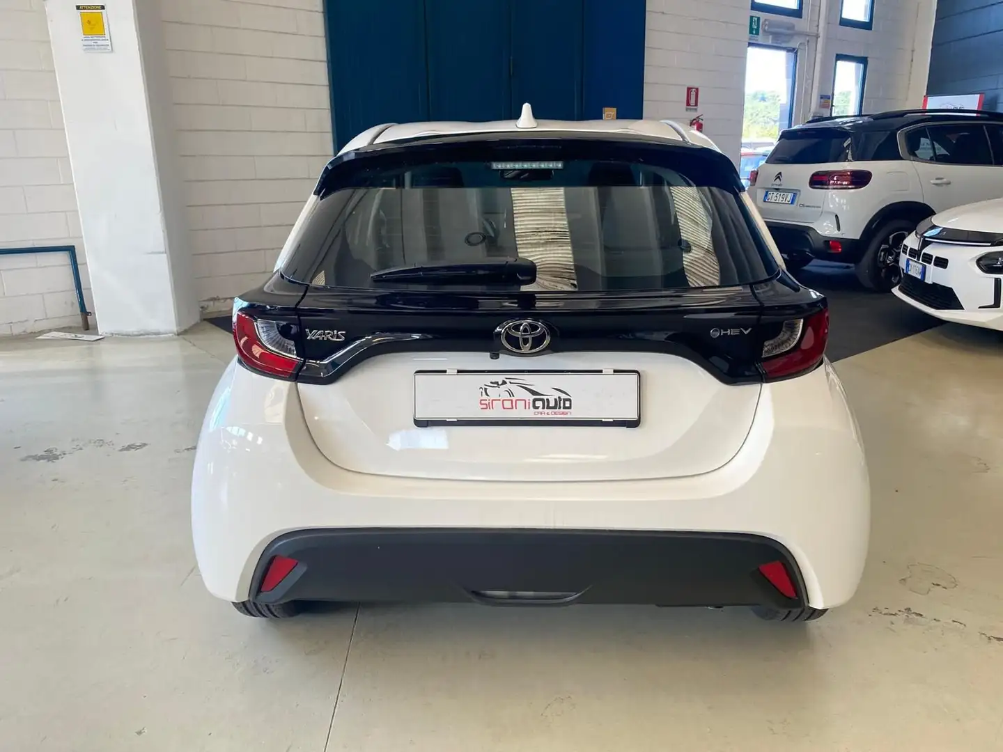 Toyota Yaris 1.5 Hybrid 5 porte Active - PROMO SIRONIAUTO+ Bianco - 2