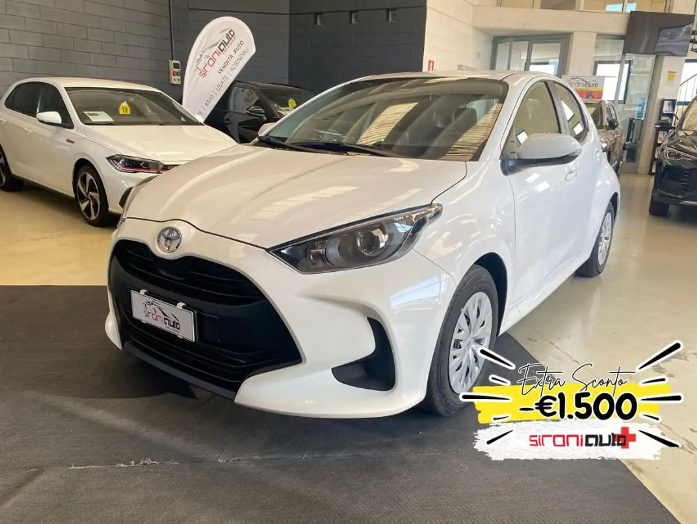Toyota Yaris 1.5 Hybrid 5 porte Active - PROMO SIRONIAUTO+ Bianco - 1