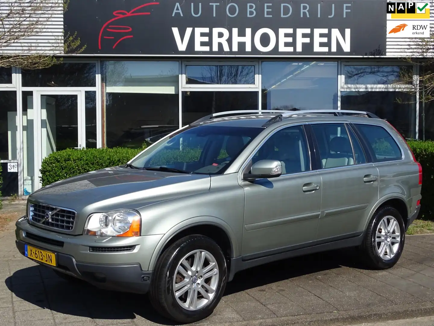 Volvo XC90 3.2 Kinetic 5p. - YOUNGTIMER - CRUISE / CLIMATE CO Verde - 1