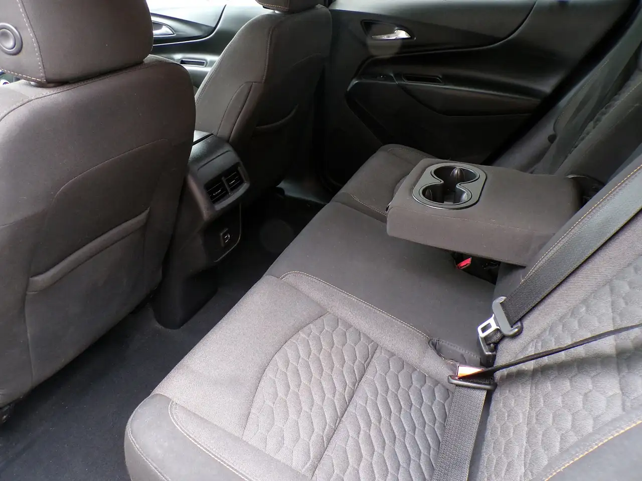 Chevrolet Equinox снимка Chevrolet Equinox