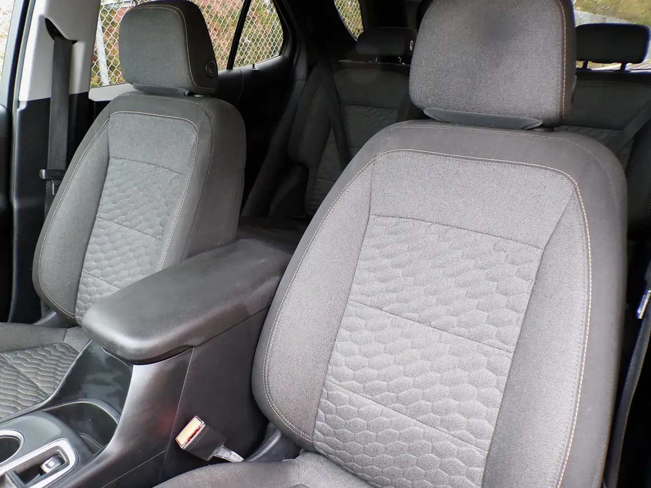 Chevrolet Equinox снимка Chevrolet Equinox
