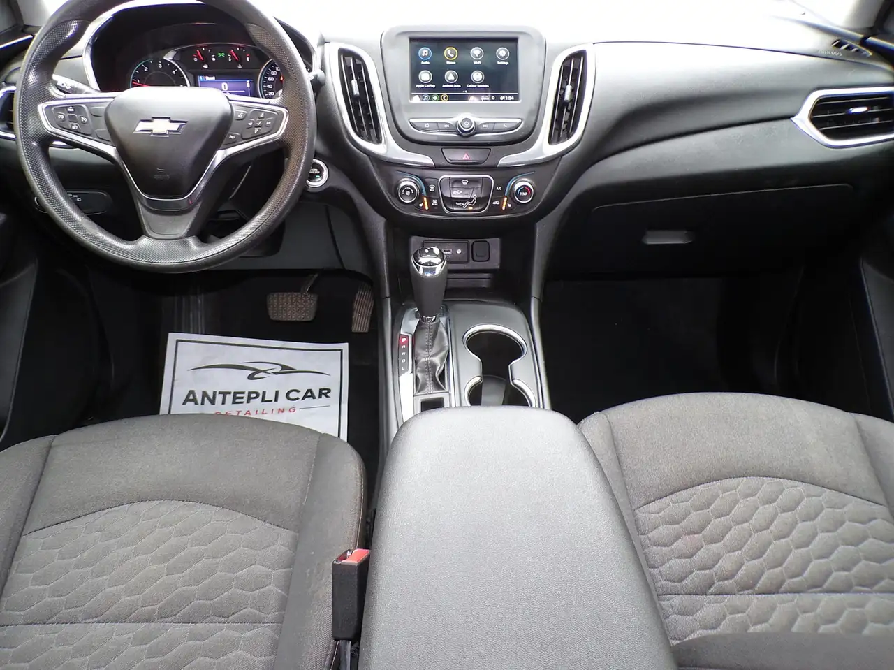 Chevrolet Equinox снимка Chevrolet Equinox