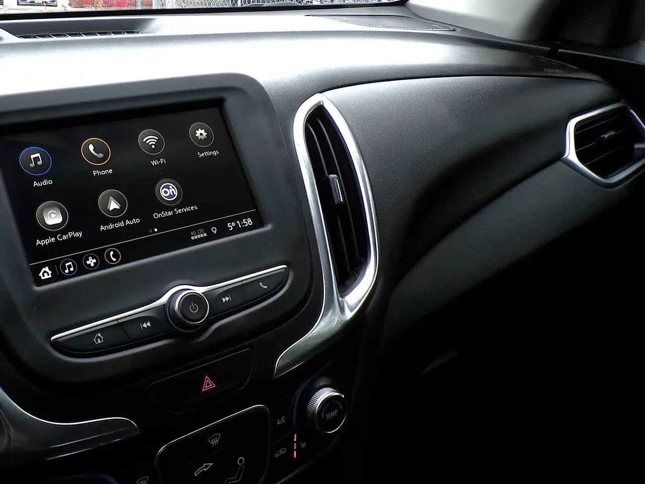 Chevrolet Equinox снимка Chevrolet Equinox