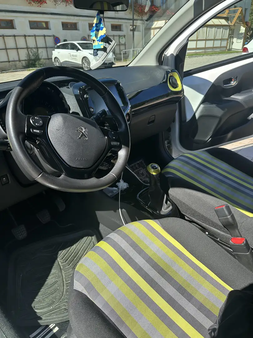 Peugeot 108 - 1