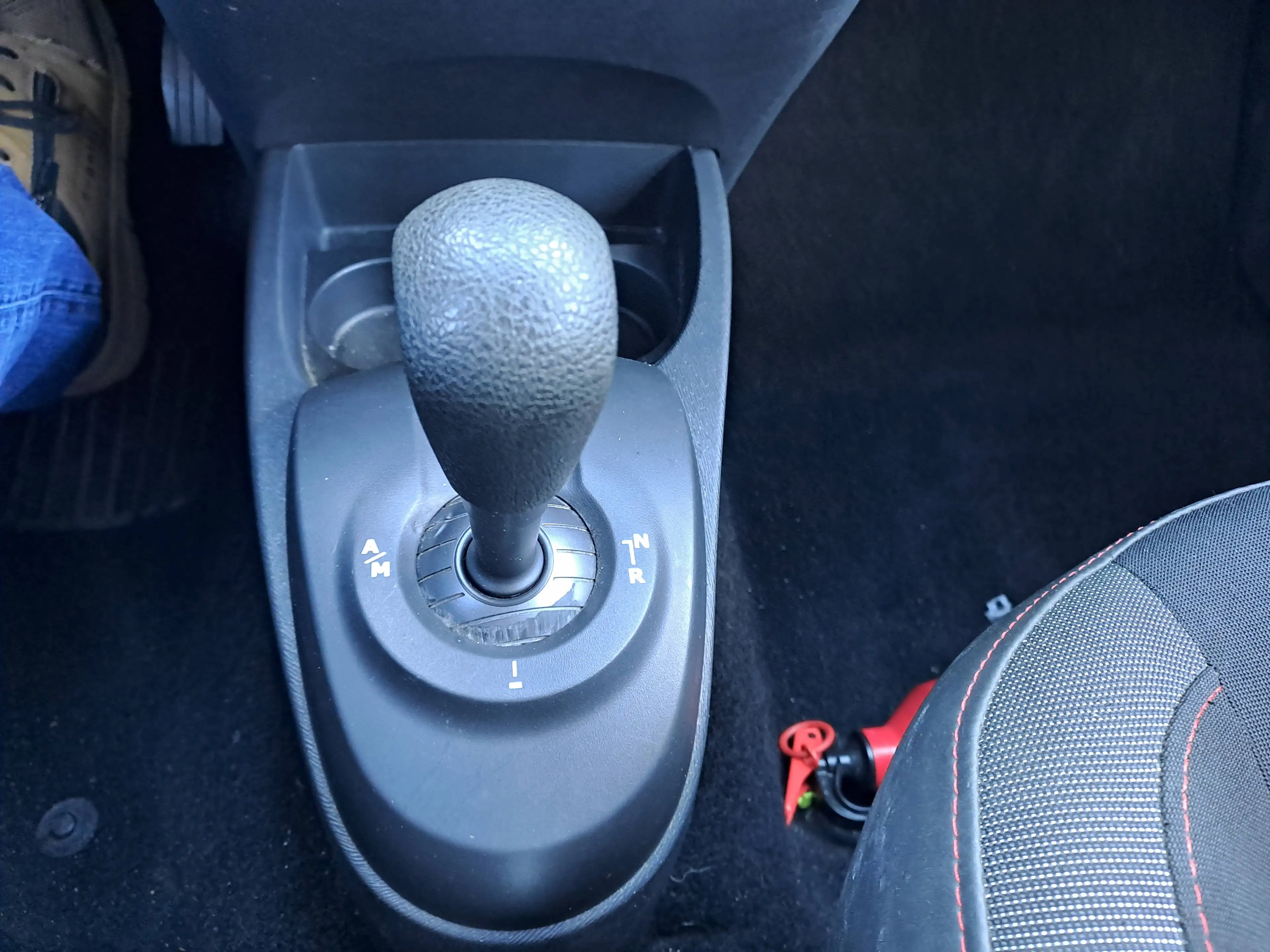 Renault Twingo Intens Boite automatique — photo 10