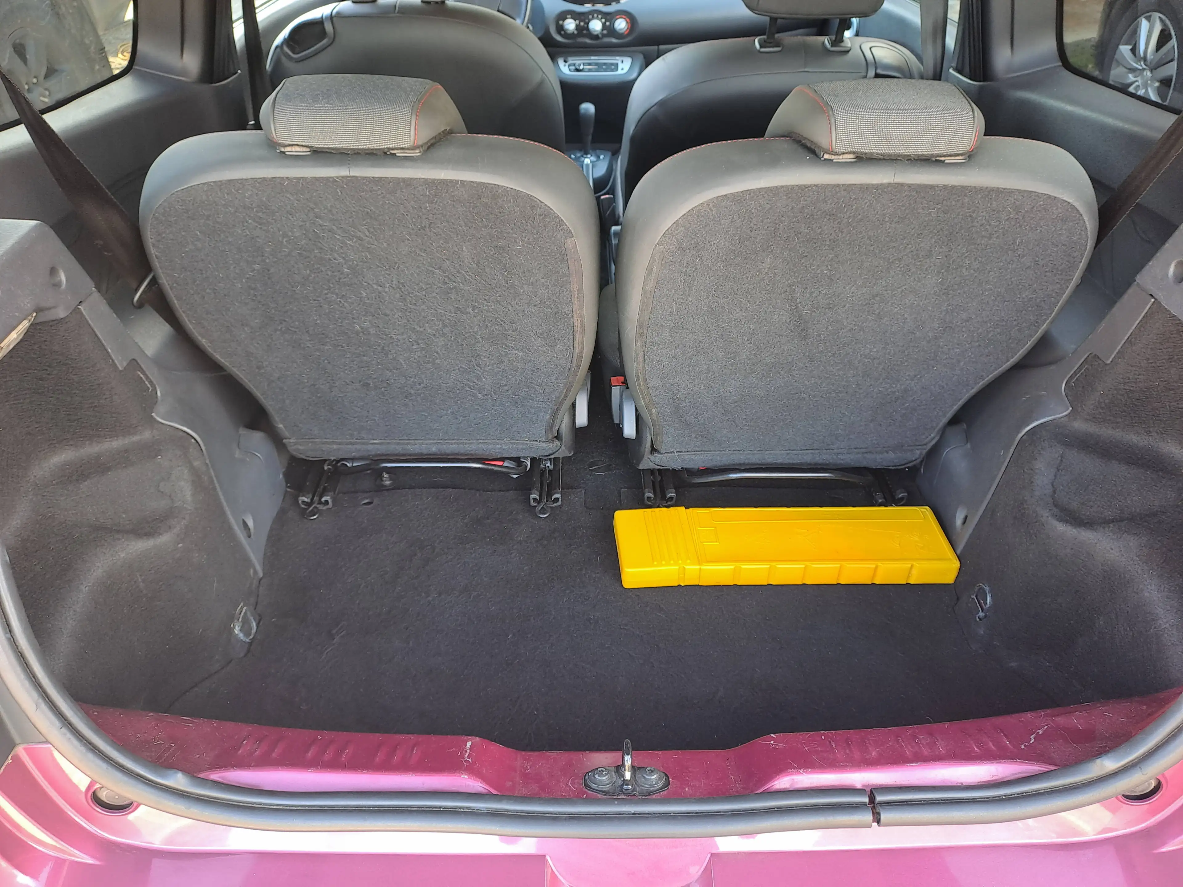 Renault Twingo Intens Boite automatique — photo 14