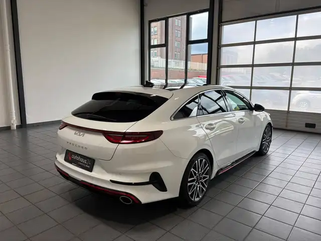 Kia Proceed view 5