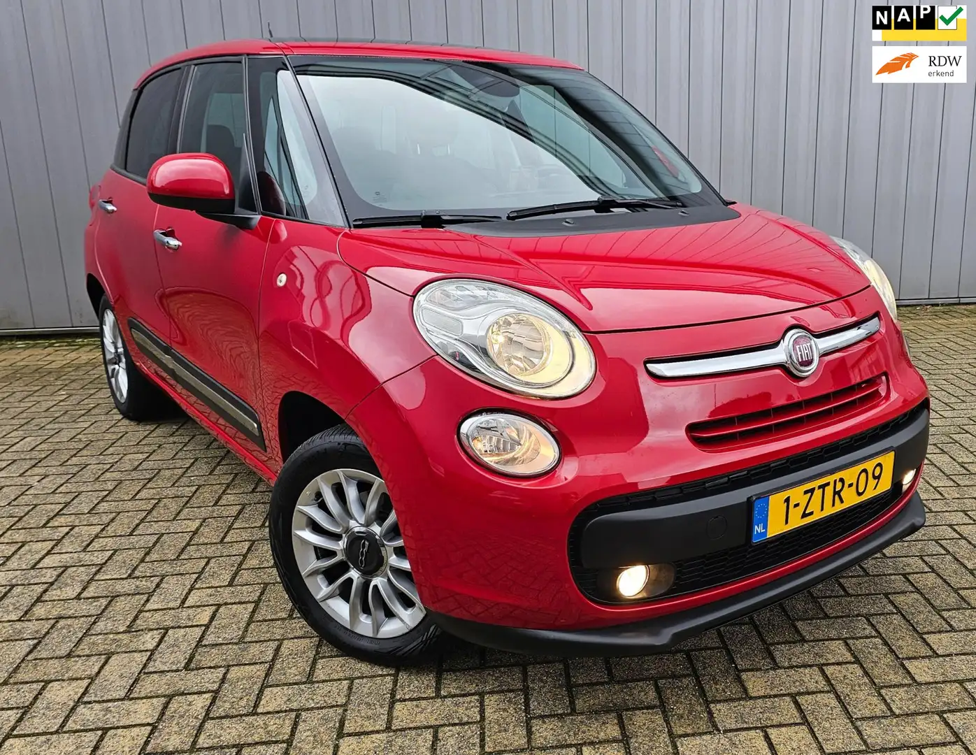 Fiat 500L 0.9 Lounge 105Pk Pano, 48.000km!!!! NAP !! Rojo - 1
