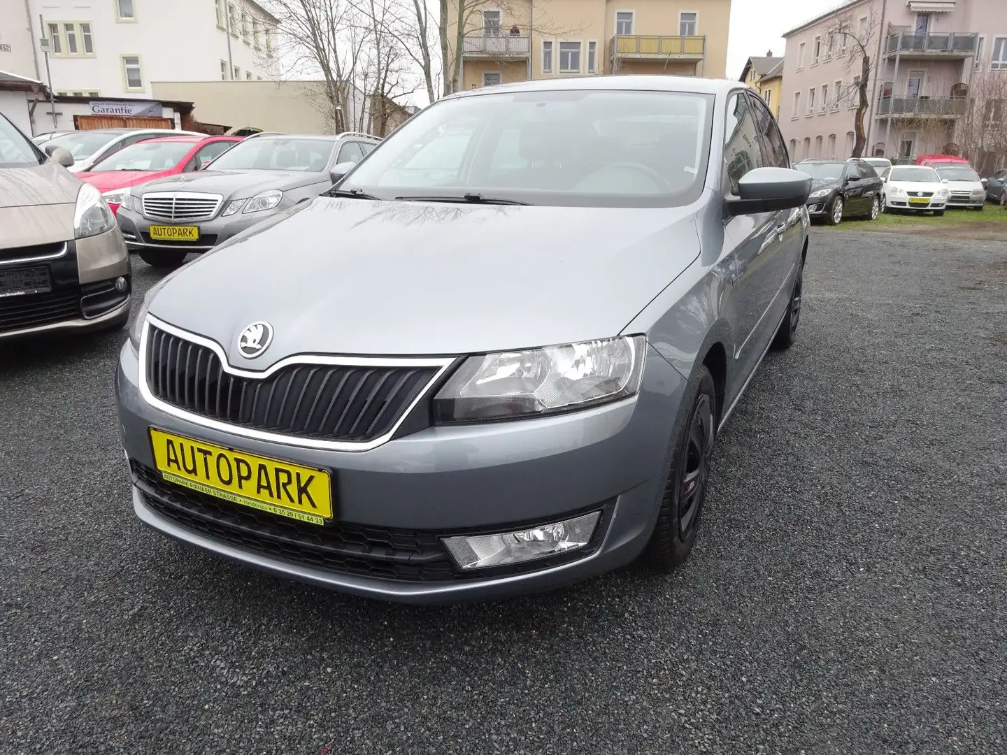 Skoda Rapid/Spaceback Elegance * Klima,Tempomat,Sitzhzg., Nr. 50 Gris - 1