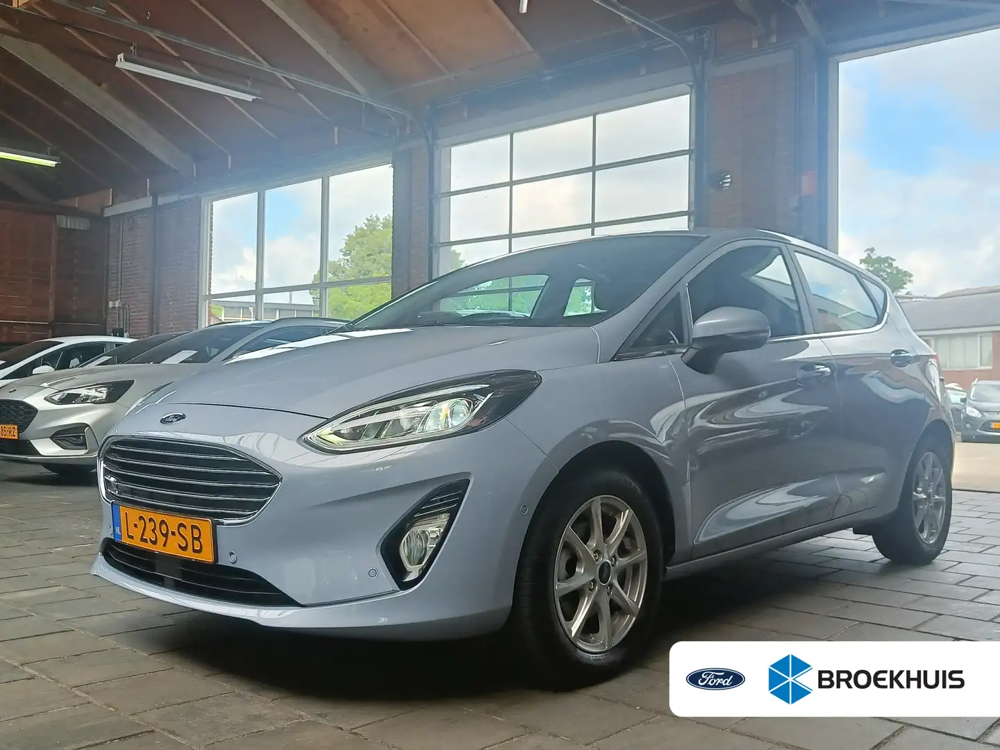 Ford Fiesta 1.0 EcoBoost Titanium X Blauw - 1