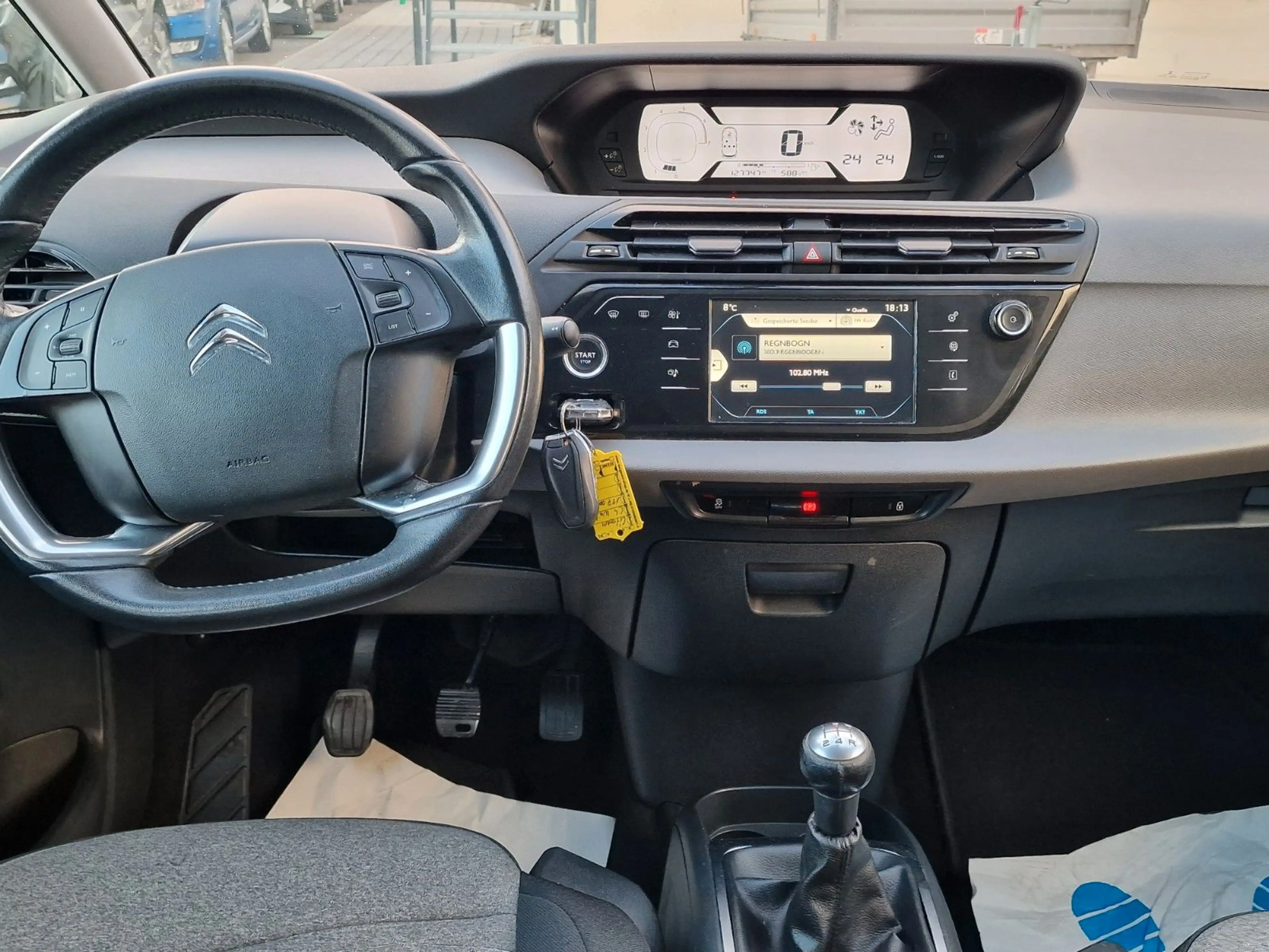 Citroen C4 Picasso /Spacetourer Attraction — photo 11