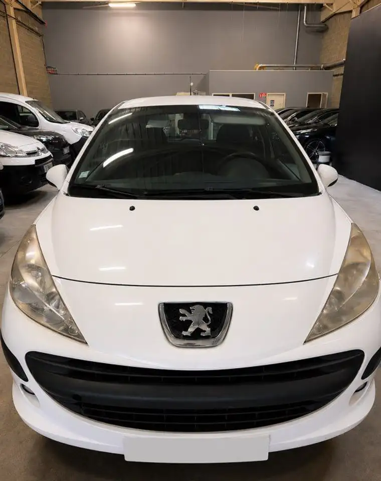 Peugeot 207 1,4 HDI 70 cv
