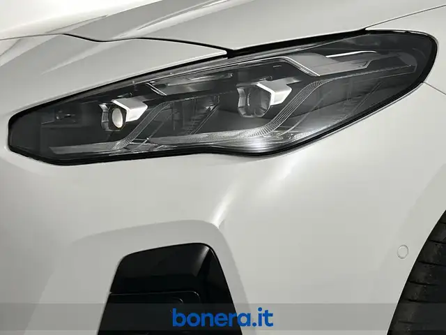 BMW 2 Series view 10